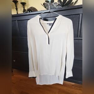 VINCE Tipped Contrast 100% Silk Long-sleeve Blouse in Ivory & Black Size 2